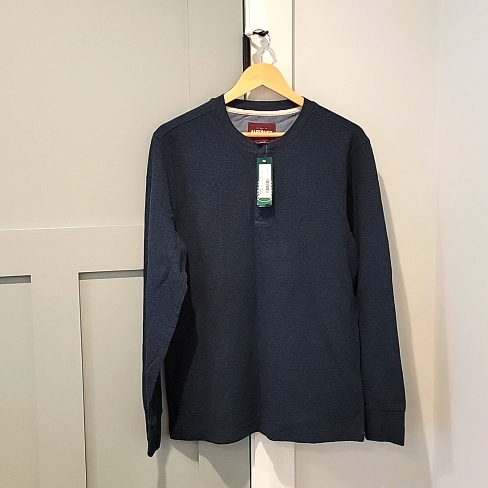 NWT! Men's Navy Alesbury Bryant Waffle Knit Henley Longsleeve Shirt, Size Medium